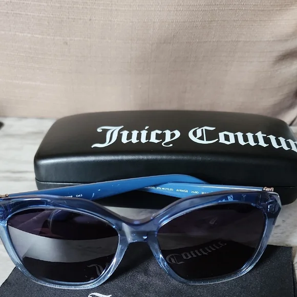 Juicy Couture | Accessories | New Juicy Couture Shimmer Blue  display picture 2